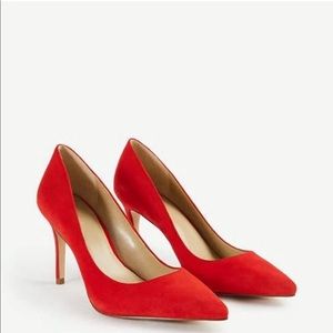 Ann Taylor Red Suede Pumps 👠🌟